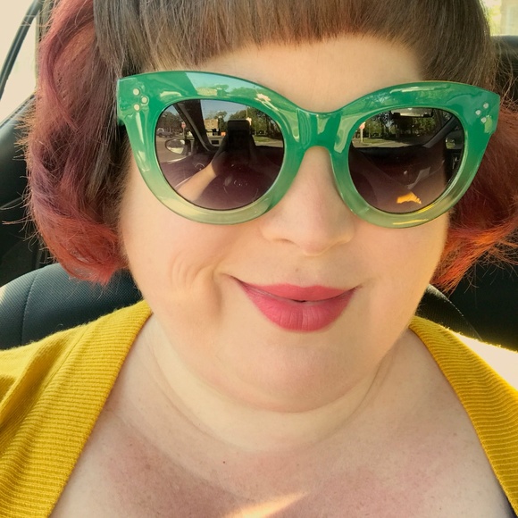 Hello and Welcome! - Picture 2 of 3